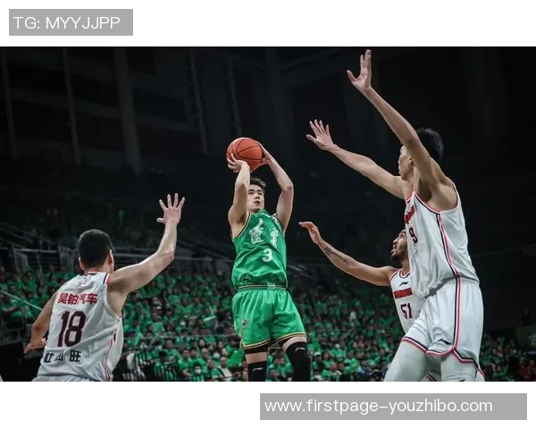 今日CBA精彩对决辽宁队迎战新疆队争夺季后赛席位的关键战役